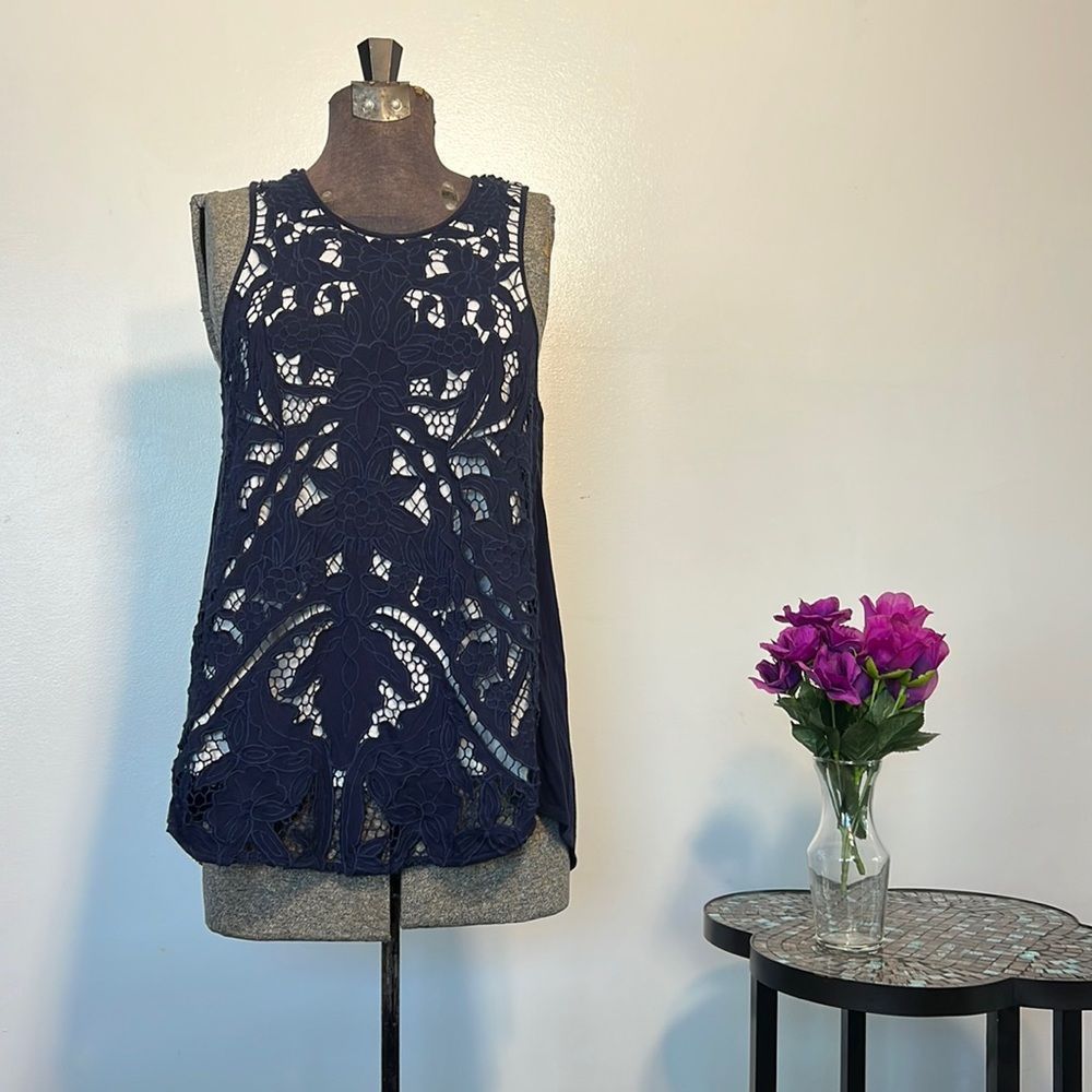 Akemi + Kin Anthropologie Racerback Top Navy Blue White Crochet Size S